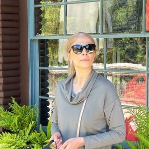 Meet your Posher, Maria